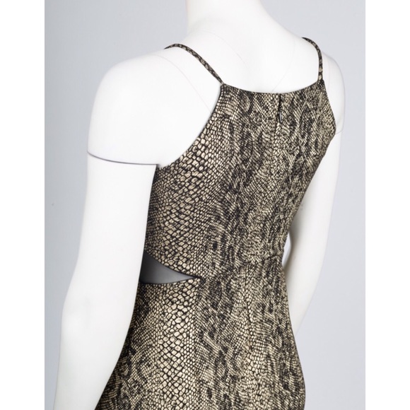 Bebe Mesh Animal Foil Print Bodycon Dress - Picture 4 of 5